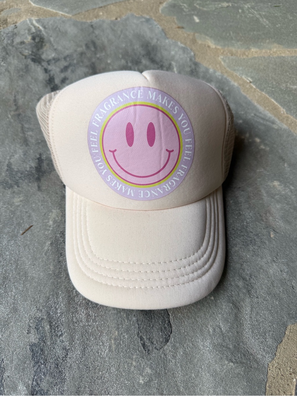 New🌟Pink Smiley Face Trucker Hat